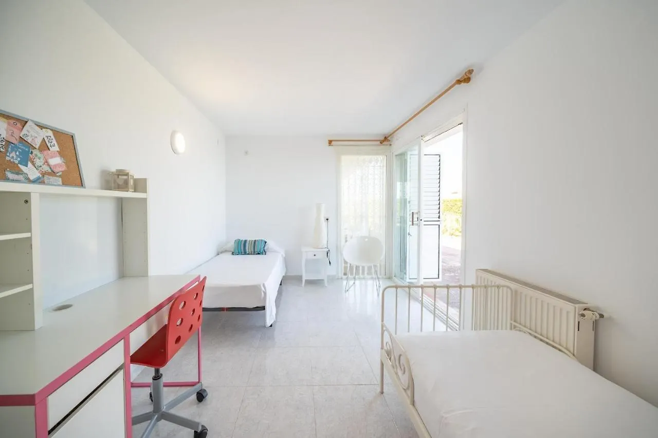 Villa Mireia L' Escala İspanya